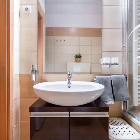 Matthias Midtown * Budapeşte