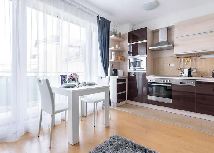 Lägenhet Matthias Midtown