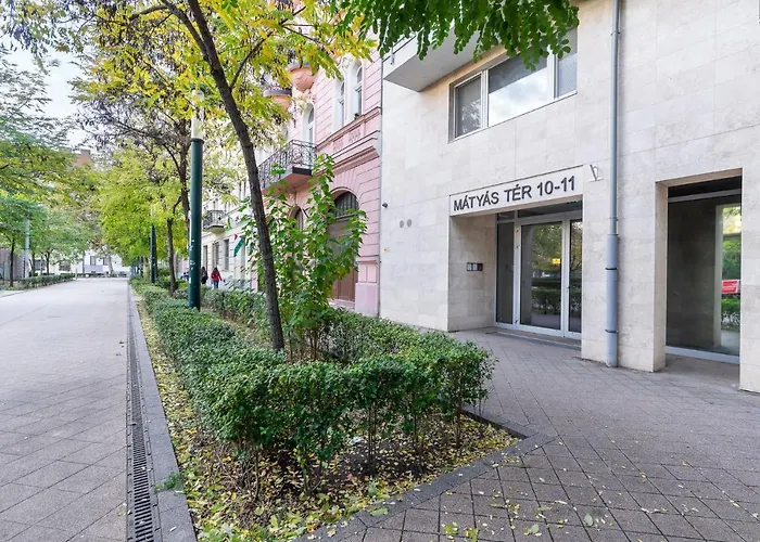 Matthias Midtown