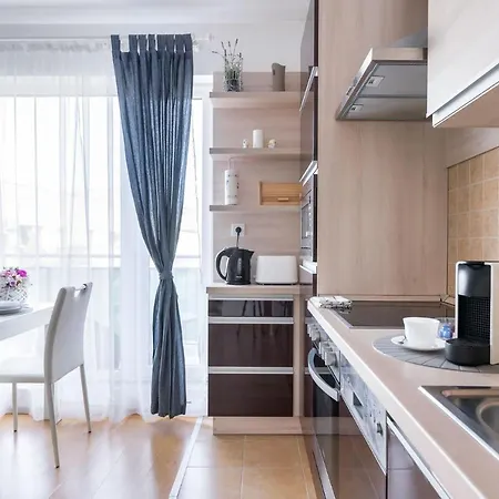 Matthias Midtown Lägenhet