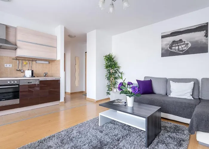Apartment Matthias Midtown *
